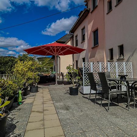 Exklusive Moselidylle: Fewo Mit Traumhaftem Staustufenblick, Netflix, Terrasse Neef Kültér fotó