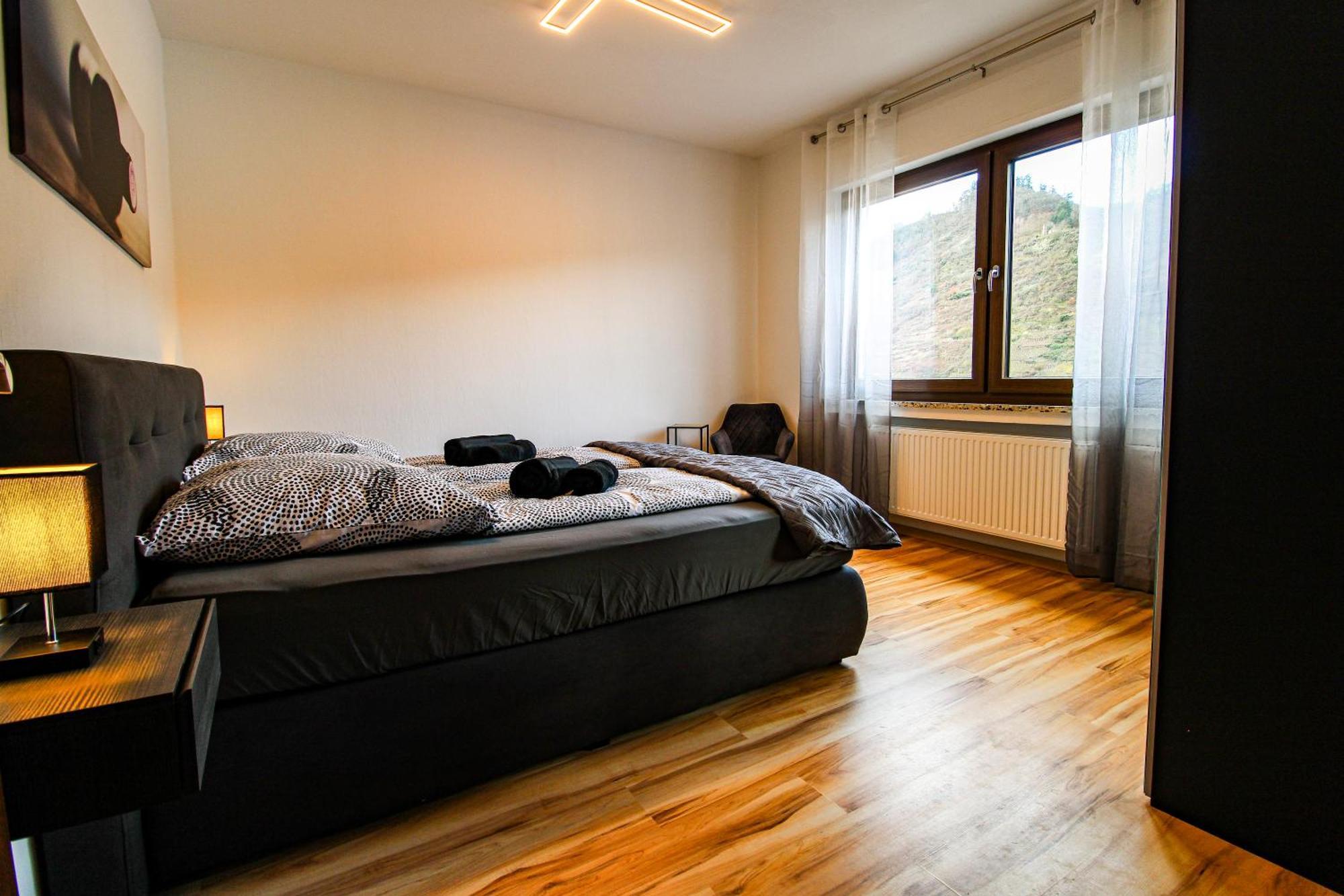 Exklusive Moselidylle: Fewo Mit Traumhaftem Staustufenblick, Netflix, Terrasse Neef Kültér fotó